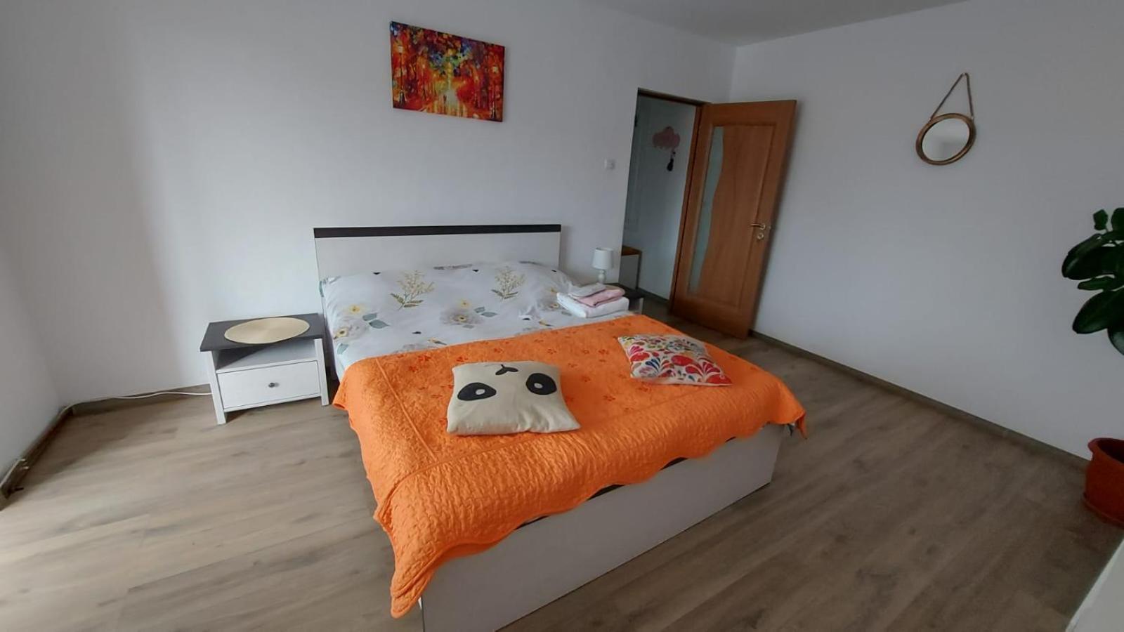 Spatios In Apartment